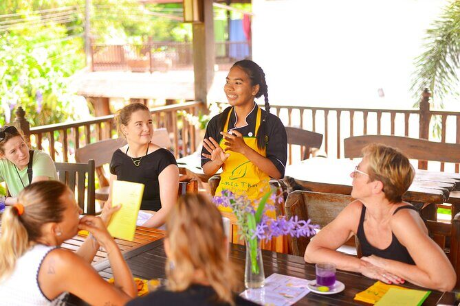 Thai Cooking in a Teak House on Koh Lanta - Setting the Scene: Traditional Teak House and Tropical Vibes