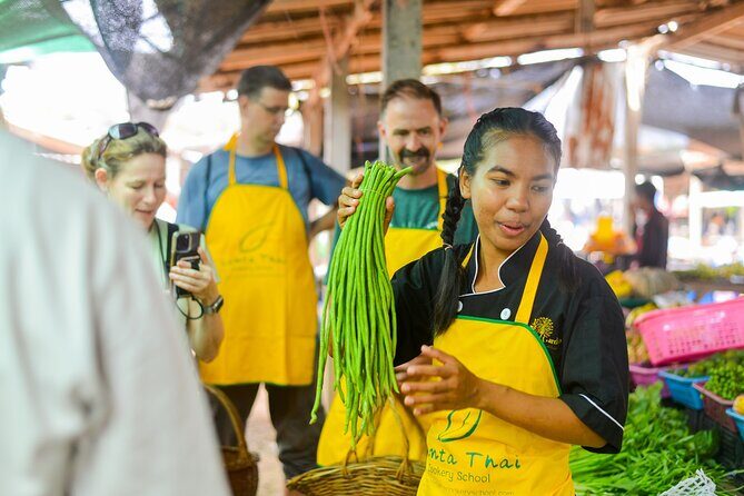 Thai Cooking in a Teak House on Koh Lanta - What to Expect: A Step-by-Step Culinary Journey