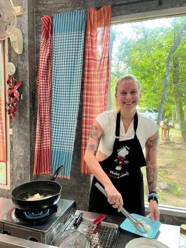 Thai Cooking Masterclass with Chef King - Who Will Love This?