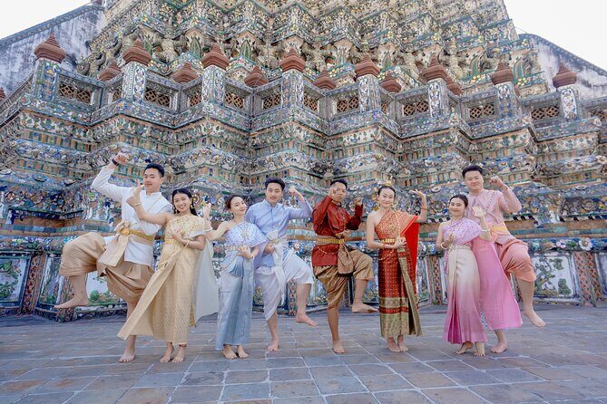 Thai Costume Photography at Wat Arun/Pho Temple: Bangkok - Breaking Down the Value