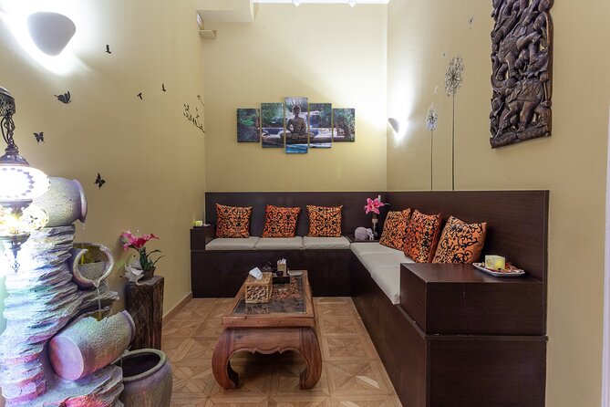 Thai Foot and Leg Massage 30 Min in BARCELONA - Common Questions About Thai Foot and Leg Massage in Barcelona