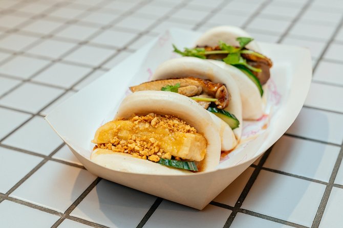 The 10 Tastings of Melbourne With Locals: Private Food Tour - Traditional Meat Pies