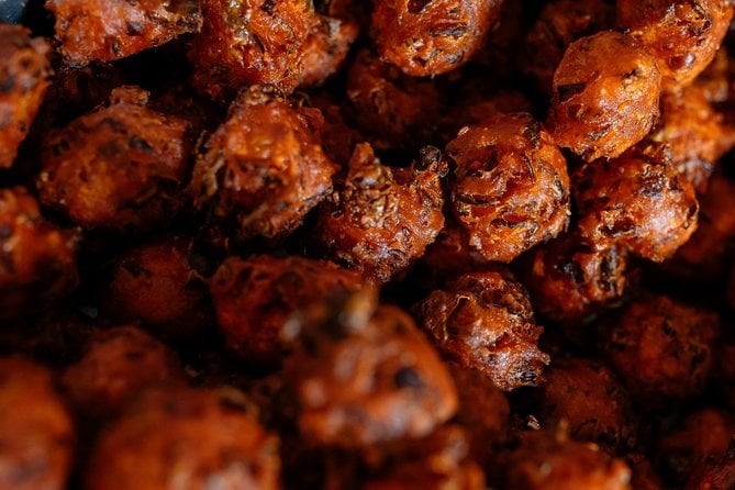 The 10 Tastings of Mumbai With Locals: Private Street Food Tour - Tour Highlights
