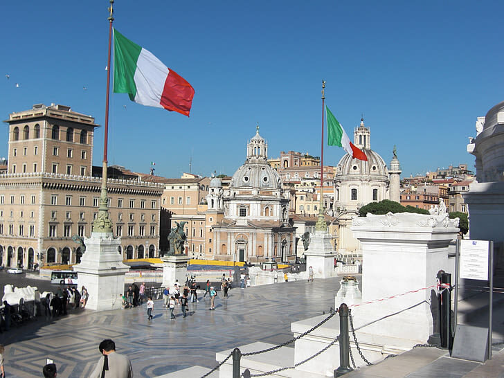 The Altar of the Fatherland Elevator Ticket in Rome - Two museums and a 25-minute film
