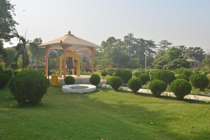 The Ancient Wonders of Nalanda & Rajgir Day Trip From Bodhgaya - Scenic Beauty and Natural Wonders