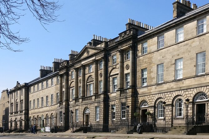 The Architecture of Money: A Self-Guided Audio Tour of Edinburgh's New Town - Iconic Architectural Landmarks in New Town