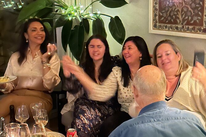 The Art of Eating and Making Friends - Nurturing Friendships Through Food