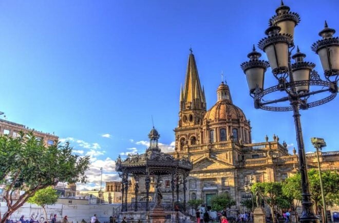 The Art of Love in Guadalajara Half-Day Tour - Charming Tlaquepaque
