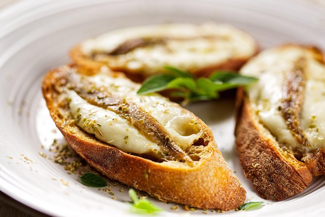 The Art of the Italian Aperitivo With a Local: Learn & Enjoy in Bari - Aperitivo Experience Overview