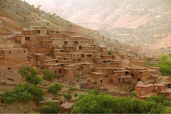 The Atlas Mountains and Three Valleys Through Berber Villages - Local Cuisine: Tastes of the Region