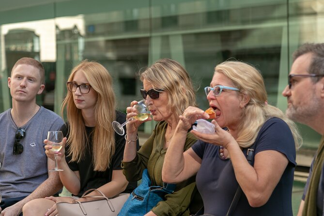 The Authentic Bilbao Pintxos, Food & History Tour With a Local - Locals-Frequented Favorite Bars