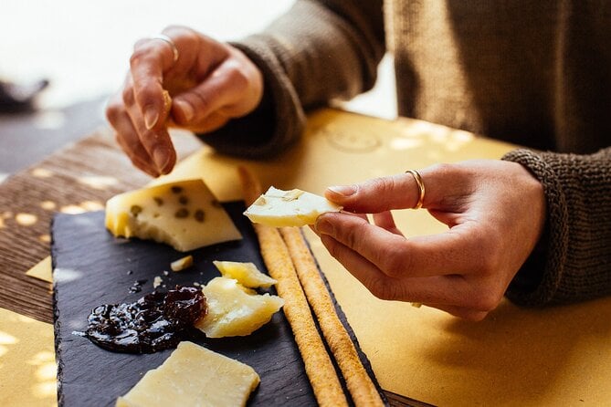 The Award-Winning Private Food Tour of Milan: 6 or 10 Tastings - Pricing and Guarantee