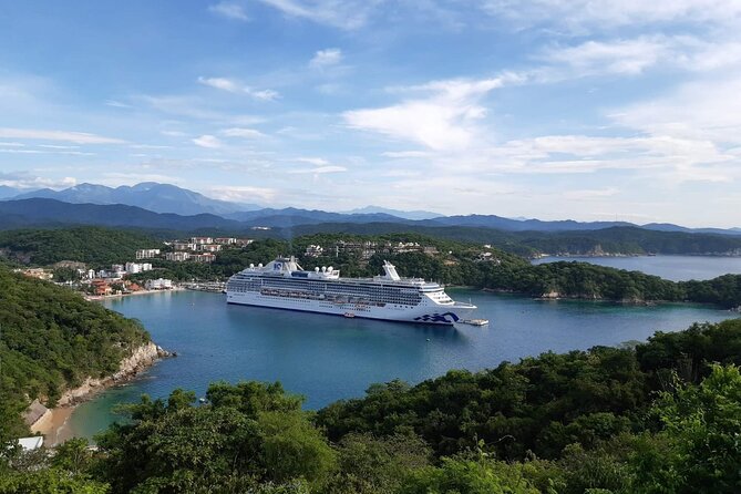 The Bays of Huatulco and Its Beautiful Surroundings Areas. - Scenic Beaches and Coves to Explore