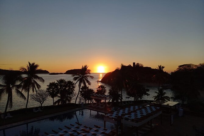 The Bays of Huatulco and Its Beautiful Surroundings Areas. - Shopping and Entertainment Options in Huatulco