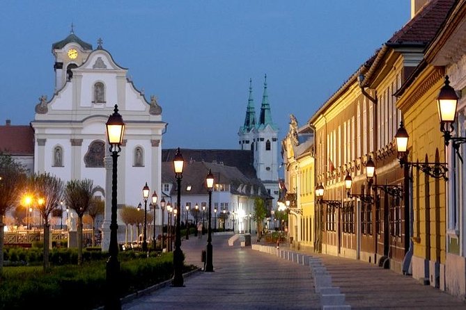 The Beautiful Baroque City of Vác, Private Tour From Budapest - Tour Highlights