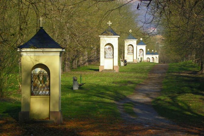 The Beautiful Baroque City of Vác, Private Tour From Budapest - Additional Info