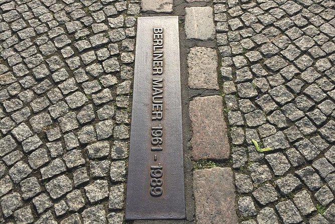 The Berlin Wall / Cold War Berlin (Private 3 Hours Walking Tour) - The Sum Up