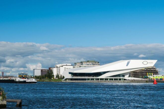 The BEST Amsterdam Tours and Things to Do - Zaanse Schans, Volendam, and Marken Day Trip