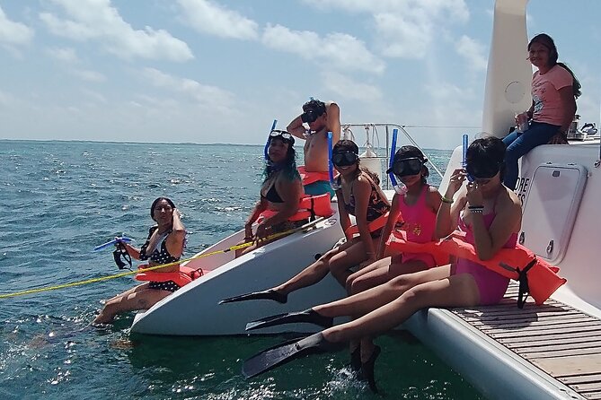 The Best Catamaran Tour to Isla Mujeres From Cancún - Cancellation Policy and Reviews