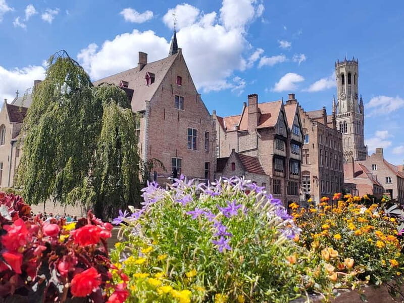 Thé best chocolate in Bruges! Private tour! - The Guides: Why They Make a Difference