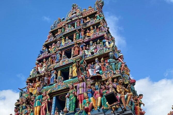 The BEST CHOICE 3 IN 1 Food Tour: 3 Culture Walking Trails - The Itinerary: A Deep Dive into Singapore’s Neighborhoods and Flavors