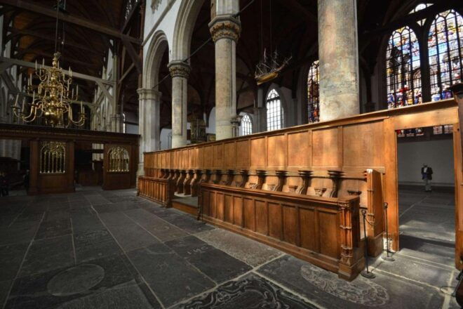 The Best Churches in Amsterdam Private Guided Tour - Duration and Language Options