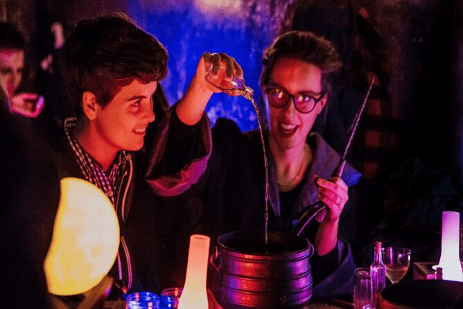The Best Harry Potter Walking Tour & Potion Making Class - Date and Travelers