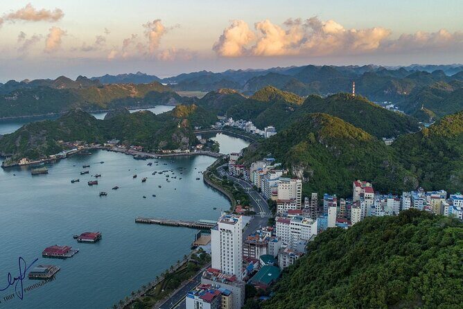 The BEST Lan Ha Bay Sunset Boat Tours from Cat Ba Island - The Guide and Group Size