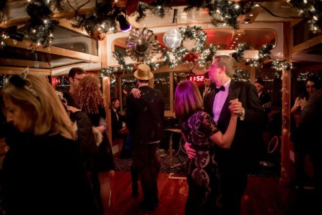 The BEST New York City Tours and Things to Do - Water Activities in NYC