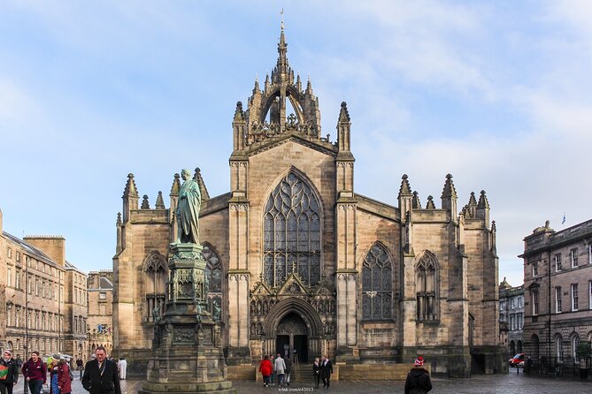 The Best of Edinburgh: Private Walking Tour With Edinburgh Castle - Cancellation Policy