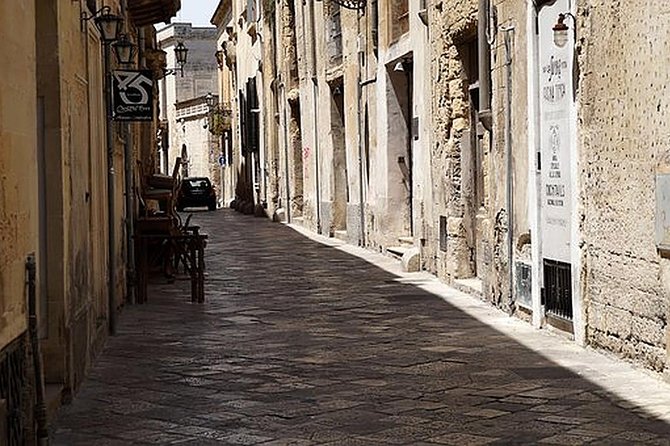 The Best of Lecce Walking Tour and Pasticciotto Tasting - Tour Inclusions