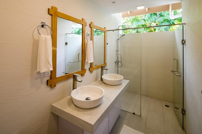 The Best Of Maldives For Solo Traveler - Reviews: 5.0 Rating Based on 1 Review