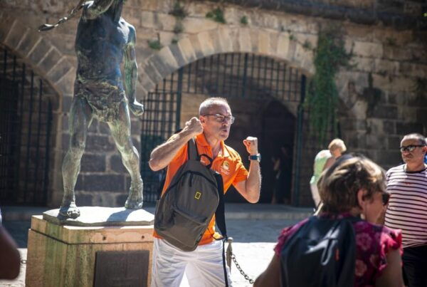 The Best of Palma: Boat Trip, Walking Tour and Cathedral - Cathedral Skip-the-Line Access