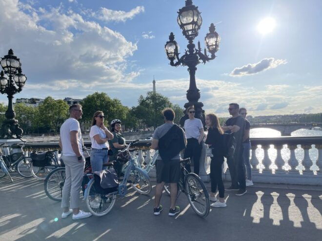 The Best of Paris: Small Group Bike Tour Like a Local - Customer Reviews