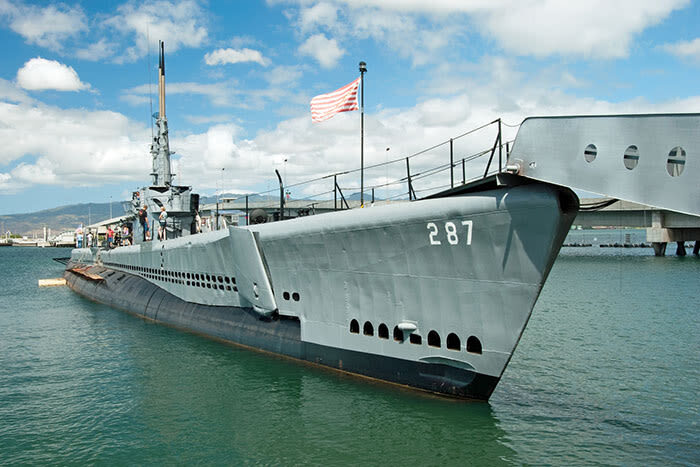 The Best of Pearl Harbor Day Tour in Hawaii - The Arizona Memorial sets a solemn tone