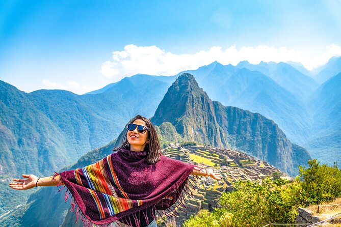 The Best of Peru 6 Days From Puno to Lake Titicaca, Cusco and Machu Picchu - Uros Floating Islands: Discovering the Unique Culture