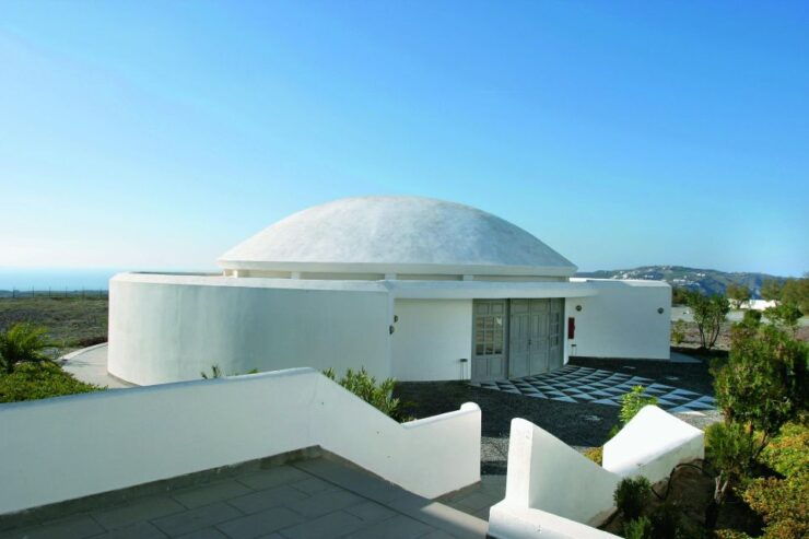 The Best of Santorini in a 5-Hour Private Tour - Tour Duration and Pricing Details