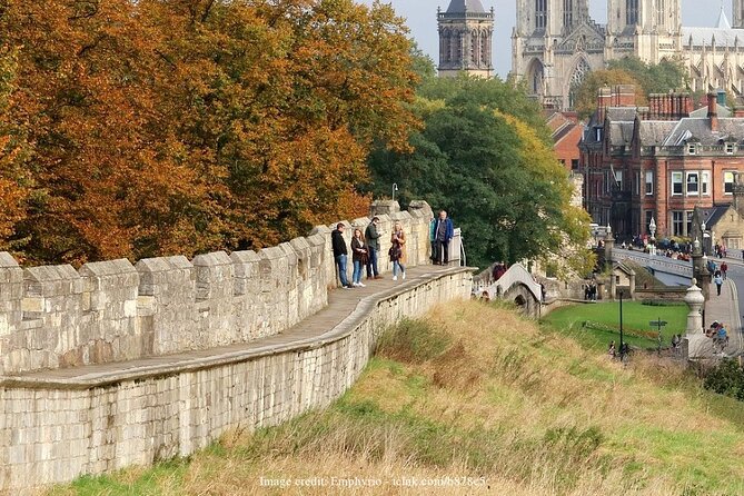 The Best of York Private Walking Tour: Landmarks & Hidden Gems - Tour Itinerary
