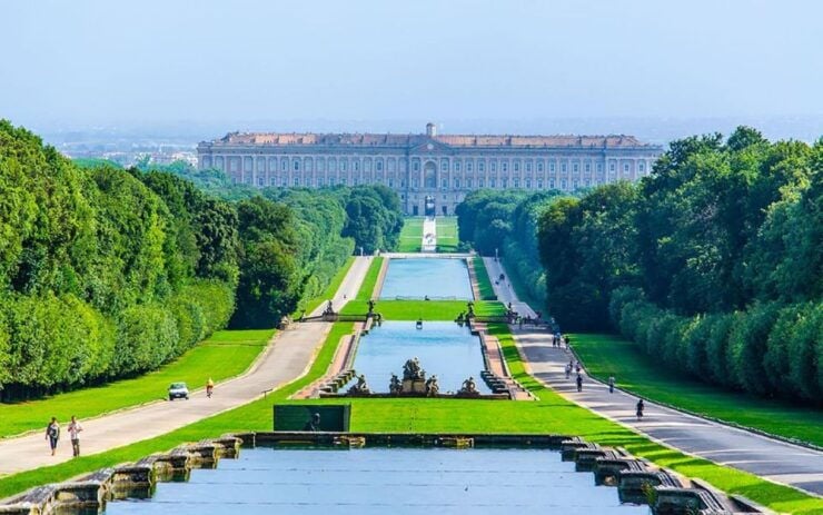 The Best Rome Transfer to Sorrento With Stop at Caserta - Transfer Details