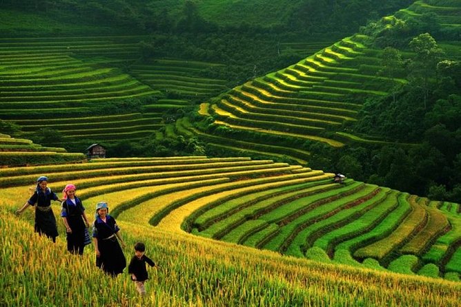 The BEST SAPA TOURS 3 DAYS 2 NIGHTS (01 Nite in 3* Hotel , 01 Nite in Homestay) - Accommodation Details