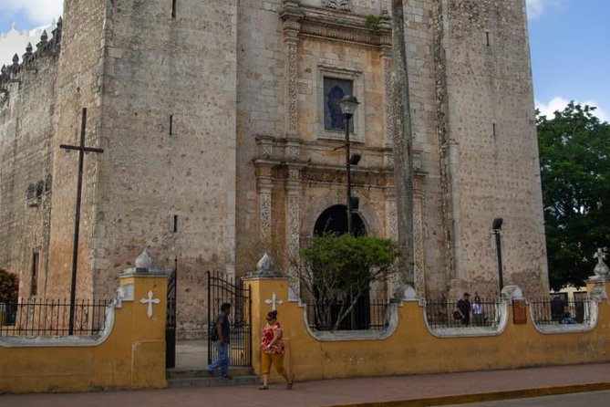 The Best Tour in Chichén Itzá, Valladolid and Cenote - Questions