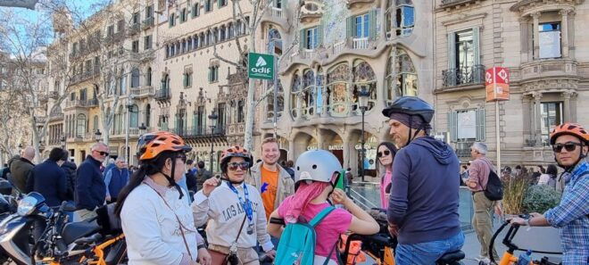 The BEST Unique Guided City Tour Barcelona 2-3h Bike/E-Bike. - Customer Reviews