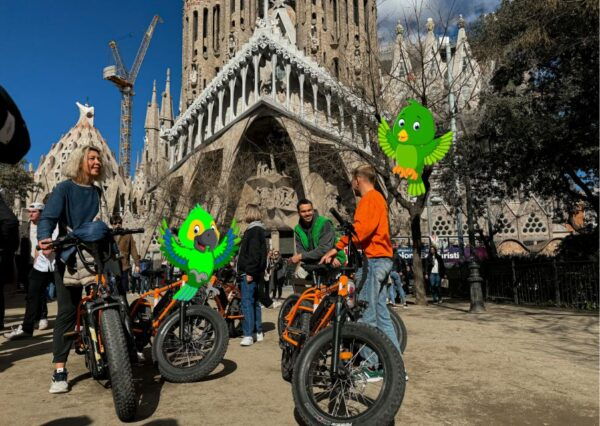 The BEST Unique Guided City Tour Barcelona 2-3h Bike/E-Bike. - Meeting Point Details