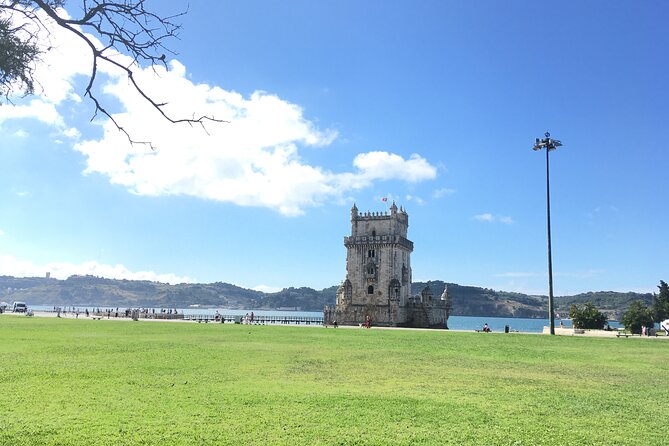 The Best Walking Tour in Belem With Jeronimos Ticket Included - Meeting Point Details