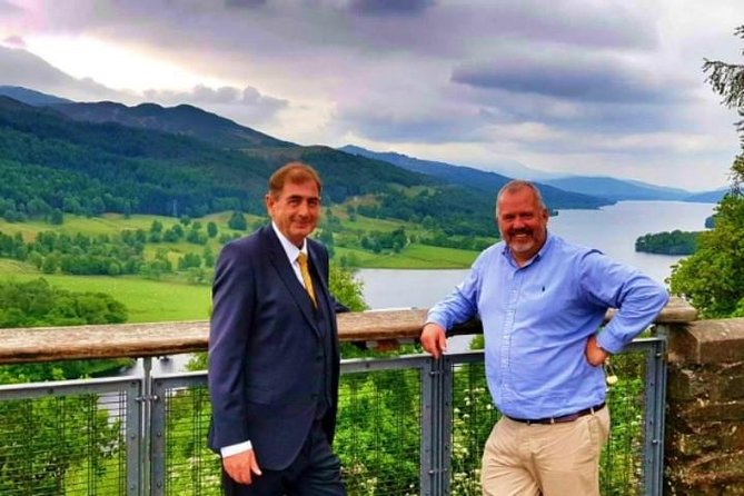 The Borders & Rosslyn Chapel Private Tour With Scottish Local - Questions and Support for the Tour