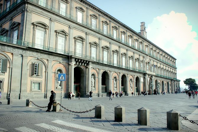 The Bourbon Private Tour. Royal Palace and Underground Gallery - Overview of the Bourbon Private Tour