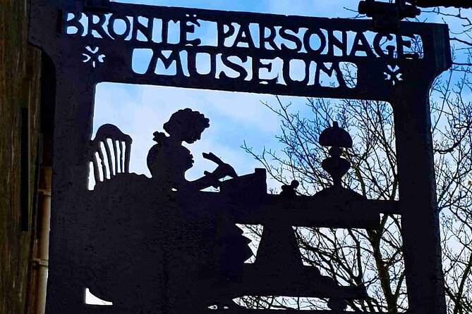 The Brontes, Wuthering Heights and Jane Eyre - The Bronte Sisters Background