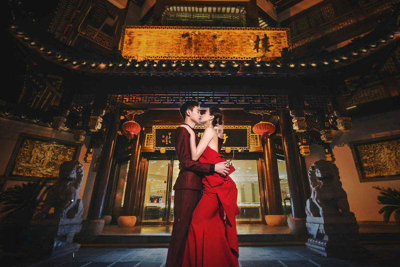 The Bund/Wukang Road Couple Travel Photography - Who should book this photoshoot