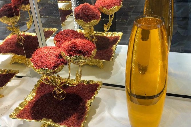 The Camel Burger and the Story of Dubai: Private Tour - Local Expert Guide