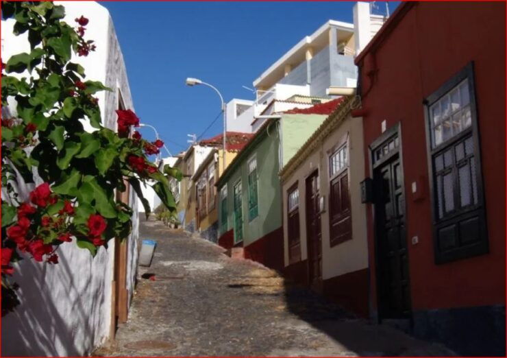 The Canela Neighborhood Santa Cruz La Palma Walking Guide Tour - Good To Know